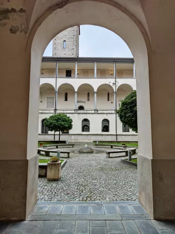 S. Abbondio 10