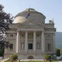 como-tempio-voltiano