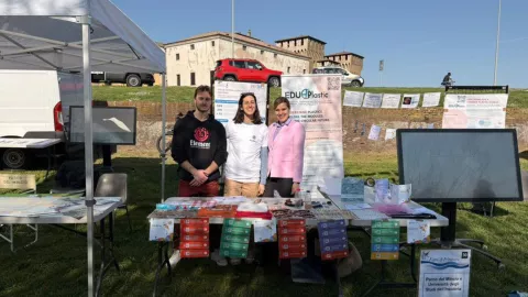 Edu 4 plastic