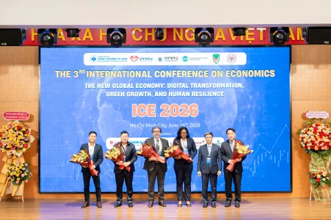 Delegation from the Department of Economics in Vietnam